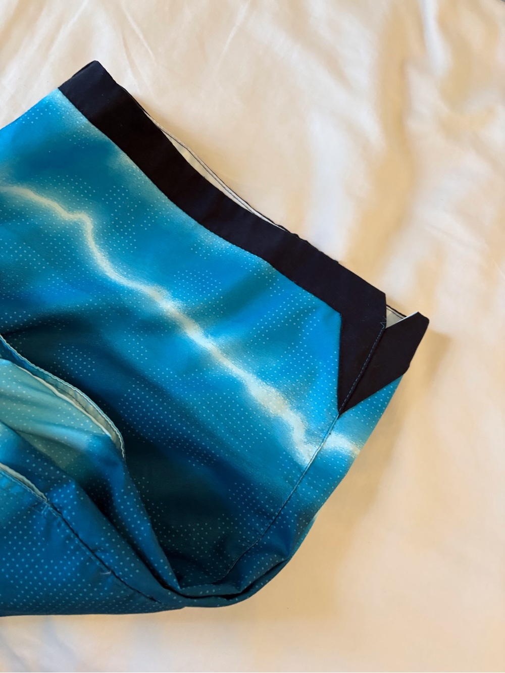 Nike Teal to Navy Ombre Swim Board Shorts - Picture 8 of 8